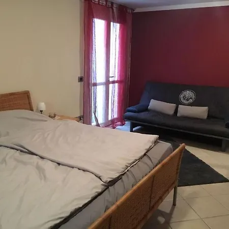 Апартаменты Snug In Maclino Тосколано-Мадерно
